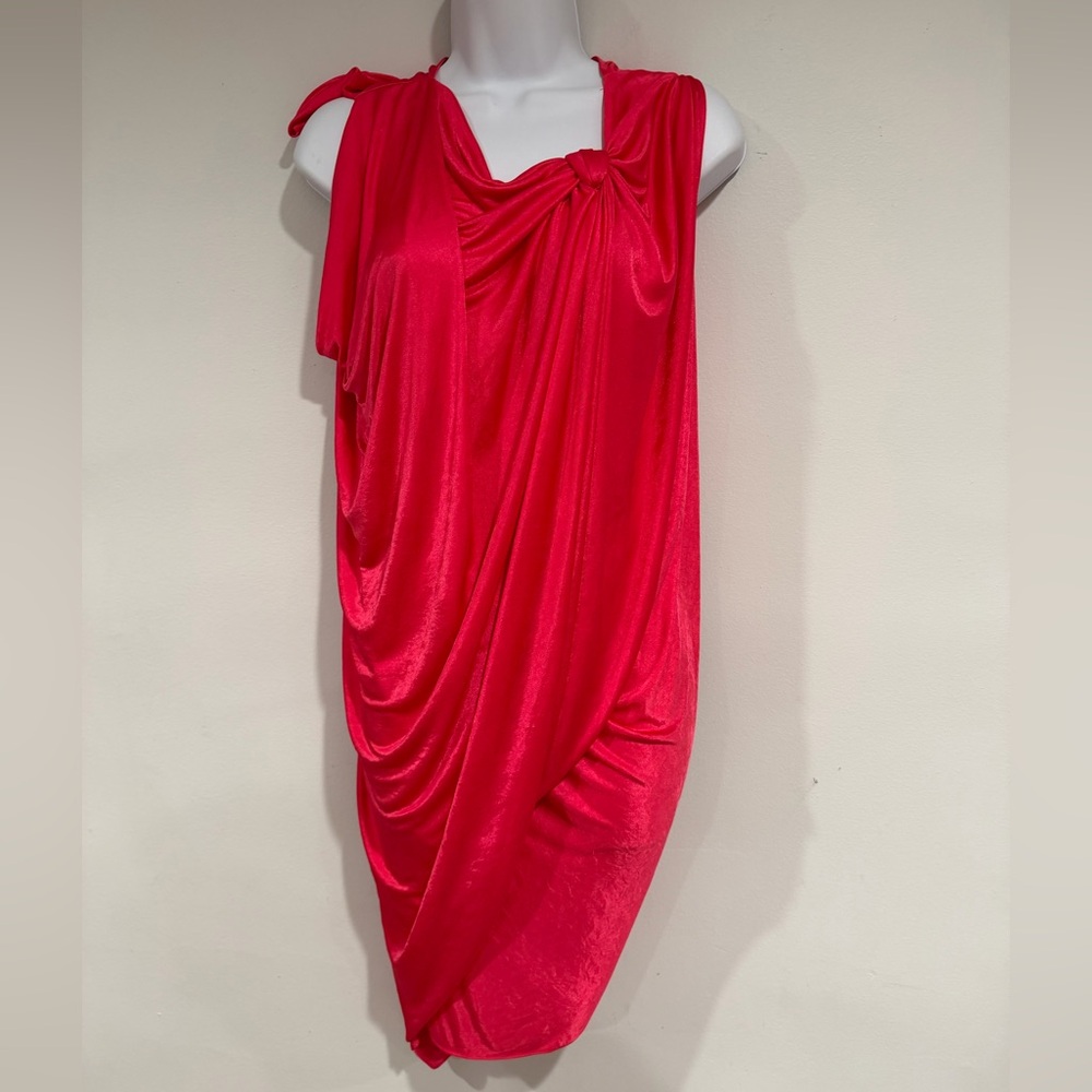 ⭐️ $218 BCBGMAXAZRIA Azarea 
Size Large V Drape Knotted Dress
Fuchsia